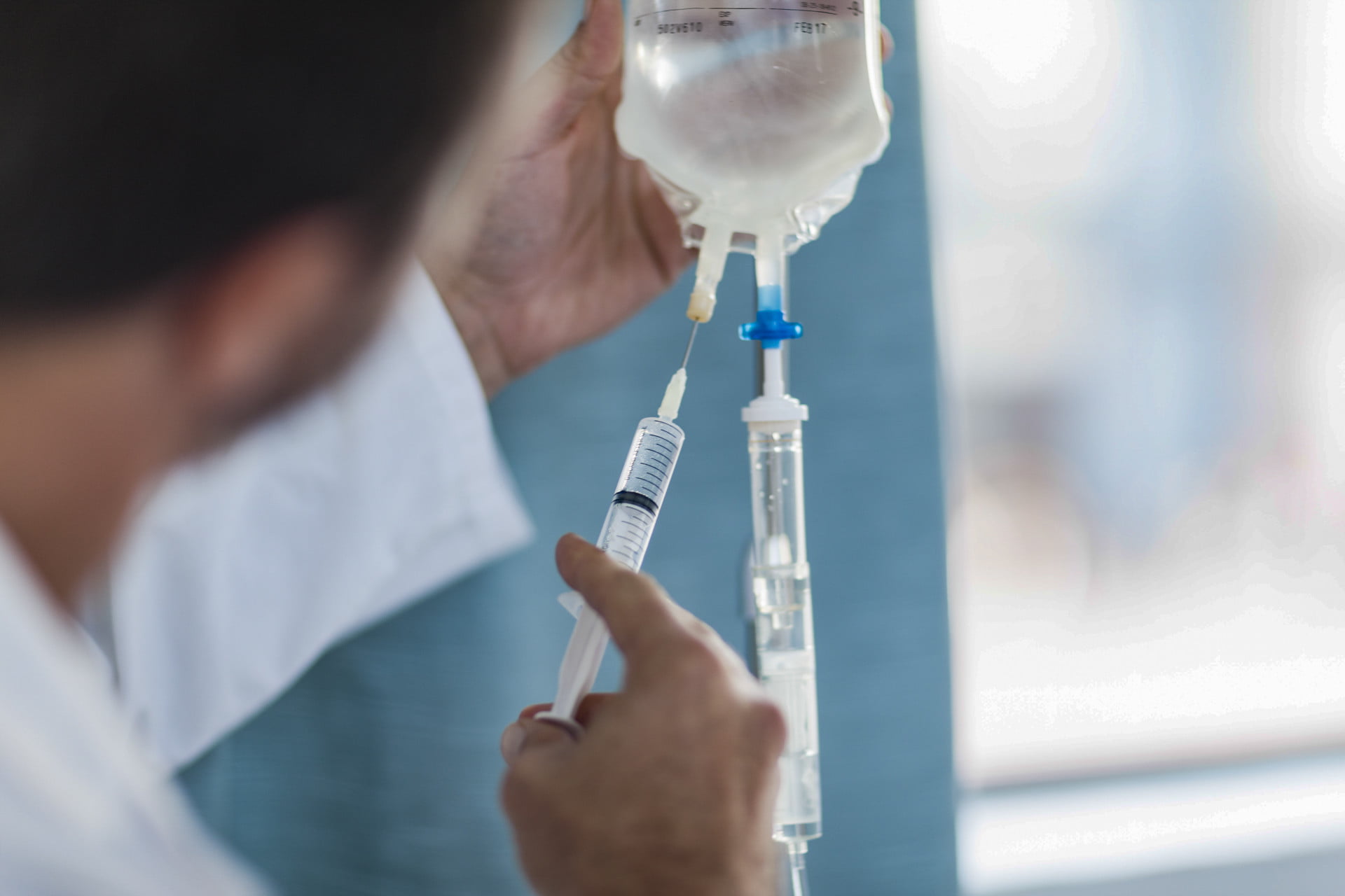 Can IV Therapy Help With Anti Aging?